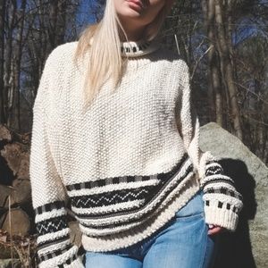 Keren • Cozy Turtleneck Sweater